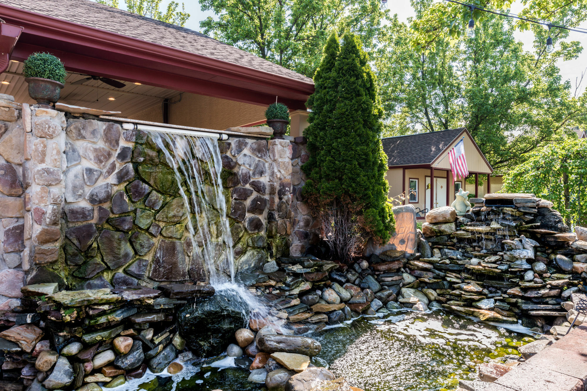 Inn Of The Dove Romantic Luxury & Business Suites Бенсалем Экстерьер фото